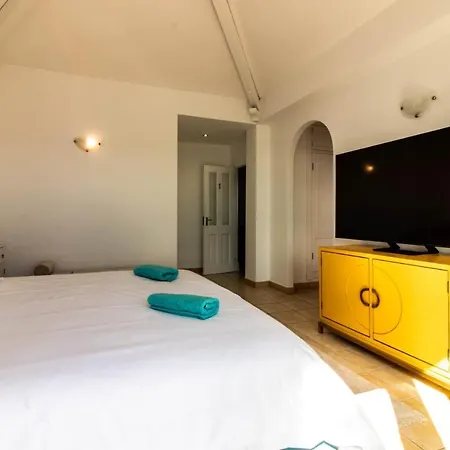 Magnifica Cerca Sotogrande Con Vista Mar Excepcional Manilva