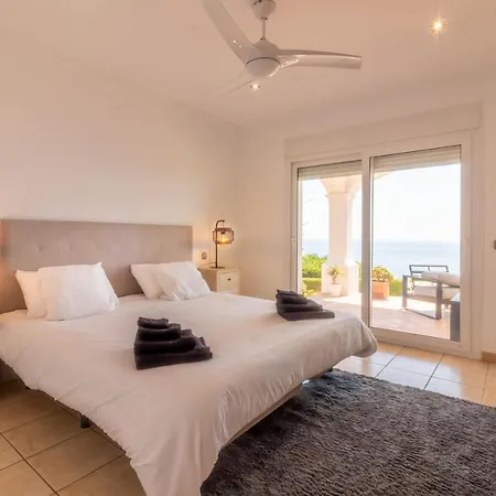 Magnifica Cerca Sotogrande Con Vista Mar Excepcional